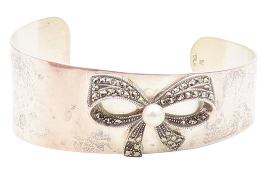 925 Sterling Silver  Vintage Pearl & Marcasite Bow Tie Cuff Bracelet  BT3086