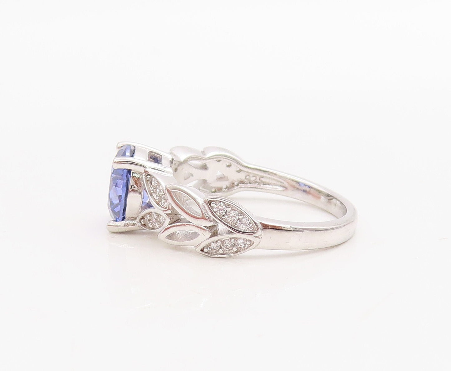 925 Sterling Silver Vintage Ring Round Sapphire Floral Cut CZ band Sz 7  RG30747