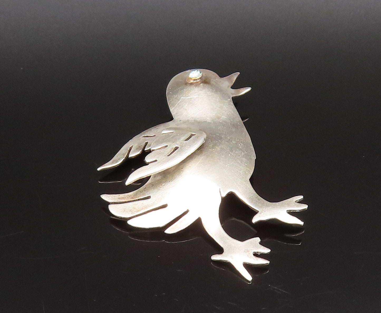 925 Silver  Vintage Carved Baby Bird With Blue Topaz Eye Brooch Pin  BP10068