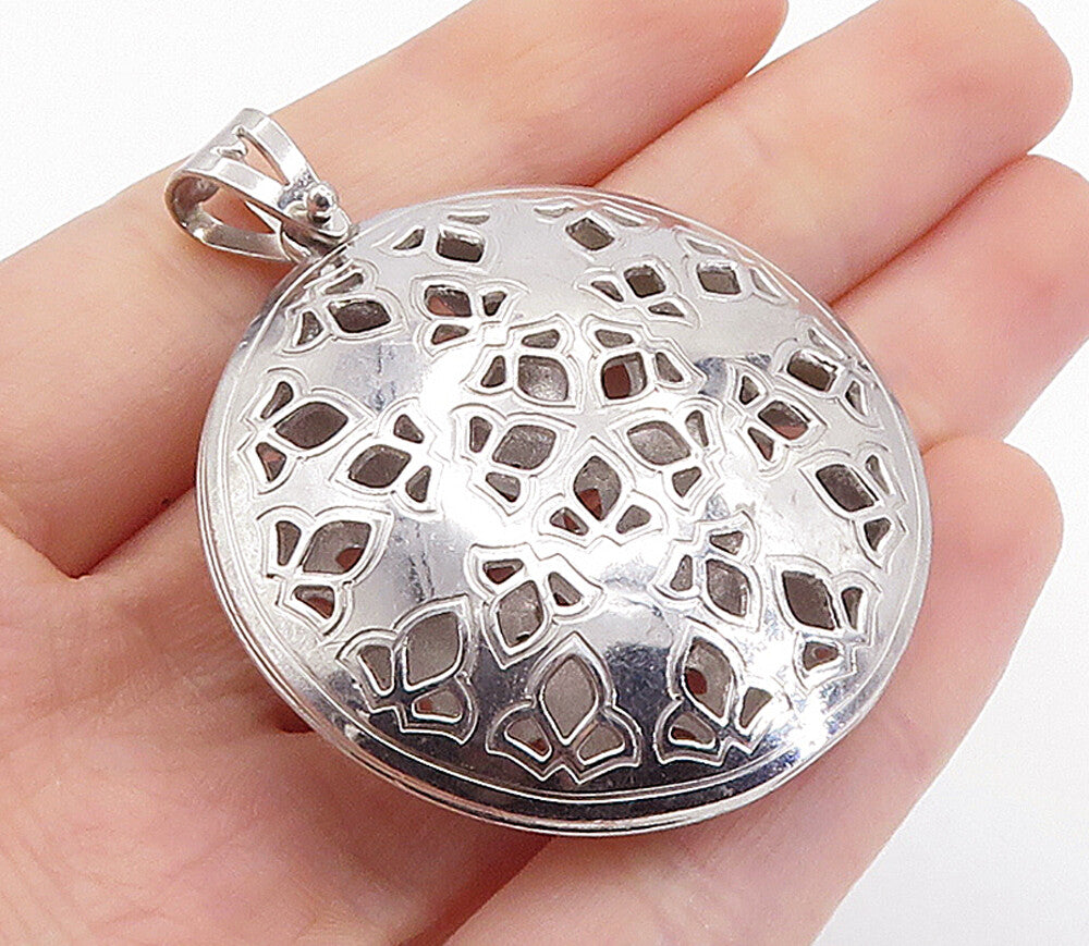 TAHARA 925 Sterling Silver  Vintage Floral Cutout Hollow Round Pendant  PT4779