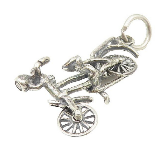 925 Sterling Silver  Vintage Shiny Petite Bicycle Motif Drop Pendant  PT8574