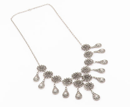 925 Sterling Silver  Vintage Dark Tone Floral Motif Chain Necklace  NE3566