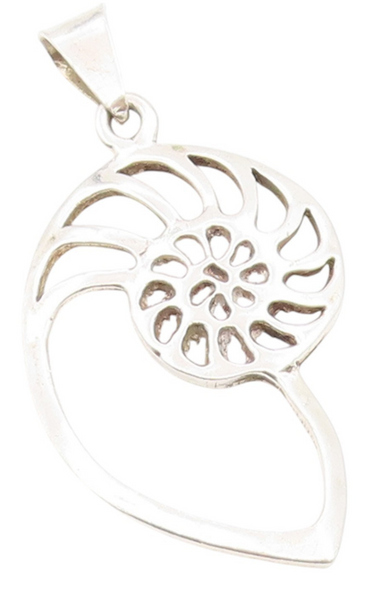 925 Sterling Silver Vintage Pendant Openwork Nautilus Shell Design Charm PT25287
