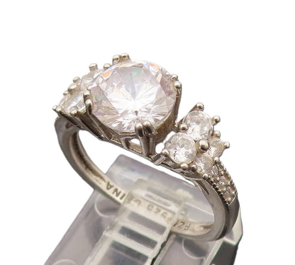 925 Silver  Vintage Beautiful Prong Set Cubic Zirconia Ring Sz 7  RG26381