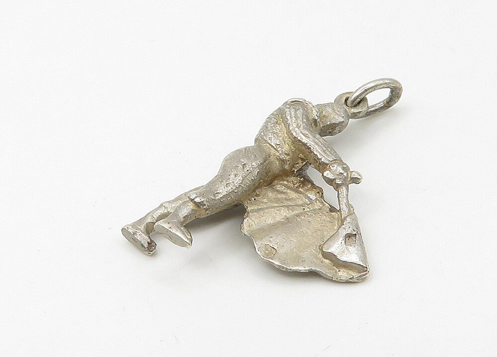 925 Sterling Silver  Vintage Matador Bull Fighter Motif Pendant  PT17228