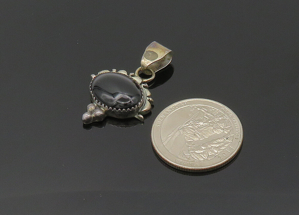 NAVAJO 925 Sterling Silver  Vintage Cabochon Cut Black Onyx Pendant  PT16560