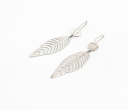 925 Sterling Silver  Vintage Shiny Feather Motif Dangle Earrings  EG4433