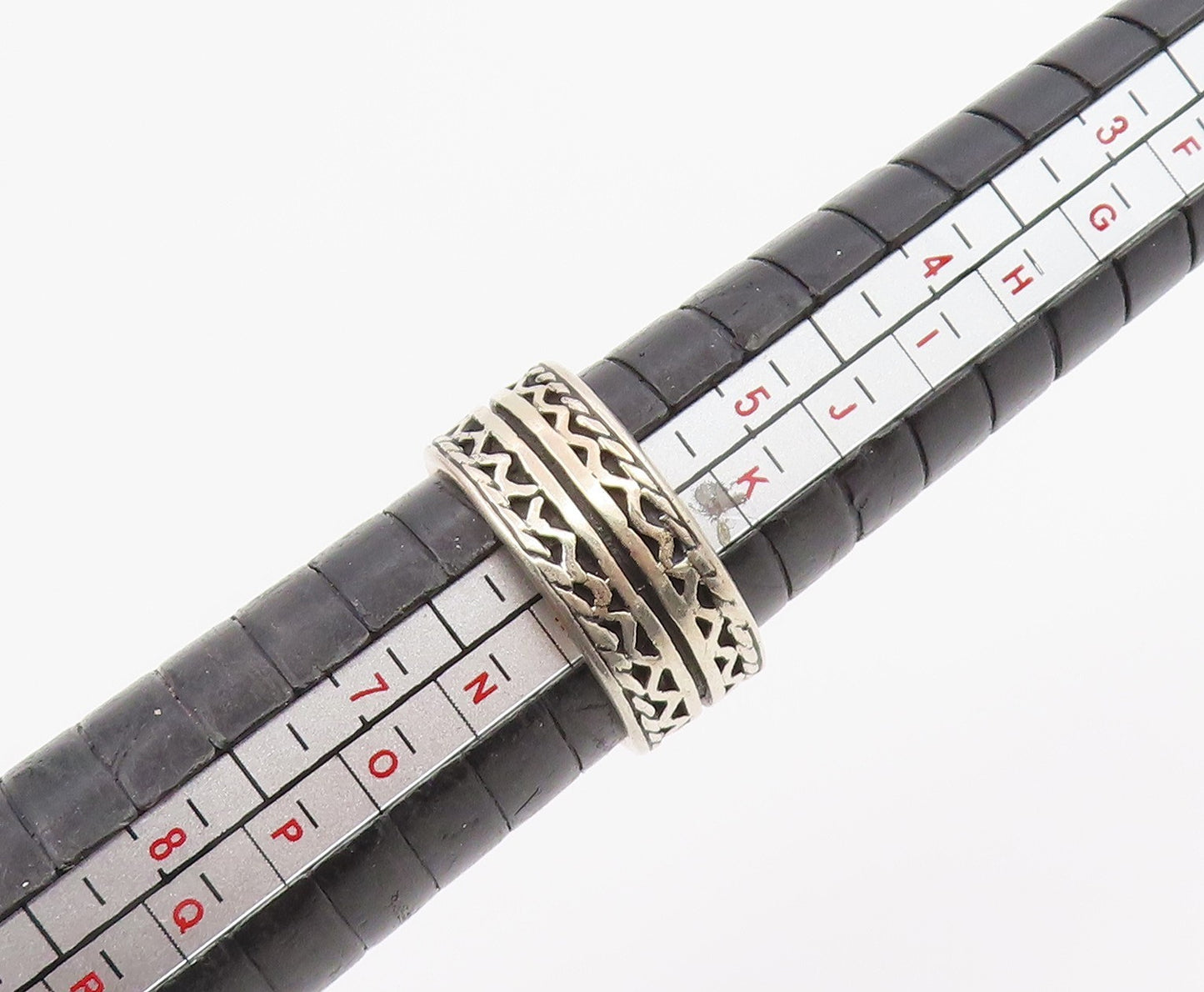 925 Sterling Silver Vintage Ring Classic Geometric Pattern Band  Sz 6  RG36895