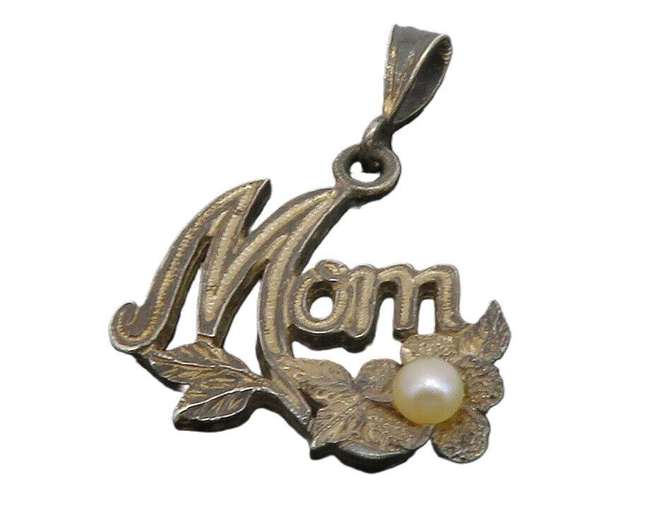 925 Sterling Silver  Vintage Petite Pearl Mom Floral Vine Pendant  PT10538