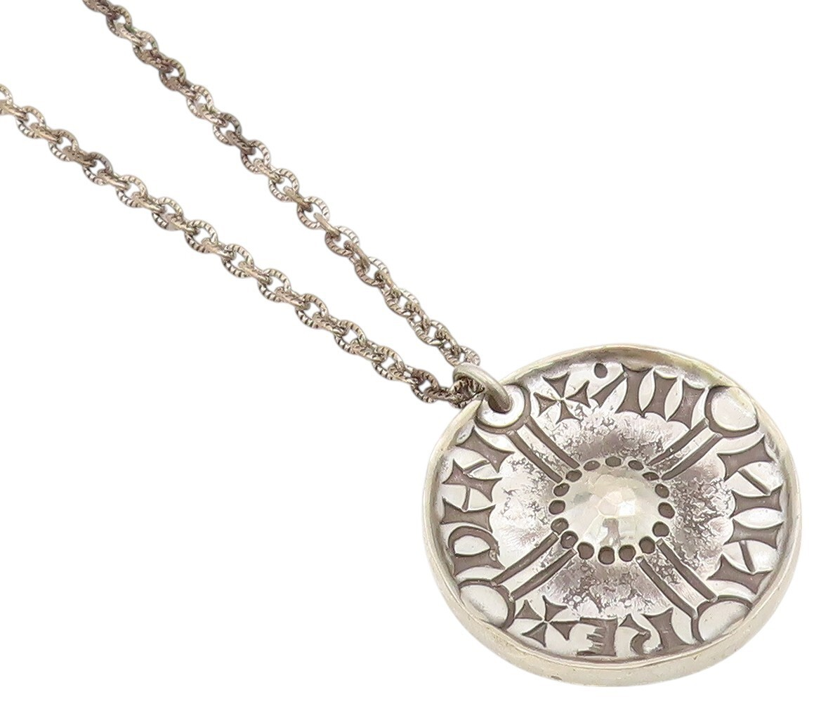 925 Sterling Silver Vintage Necklace ENGLAND Dark Tone Design Carved  NE4441