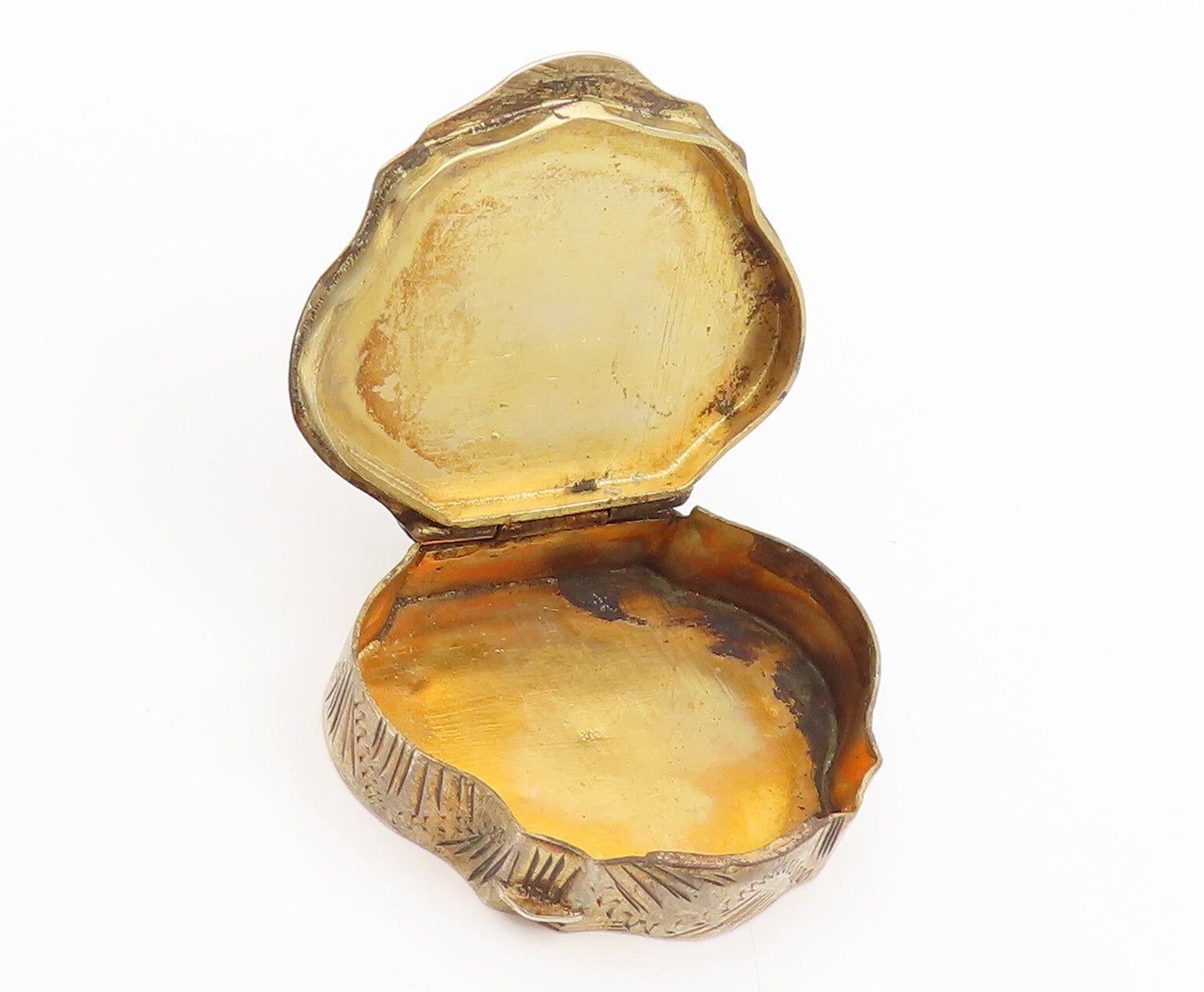 925 Sterling Silver Vintage Painted Royal Kissing Couple Swirl Pill Box  TR3618