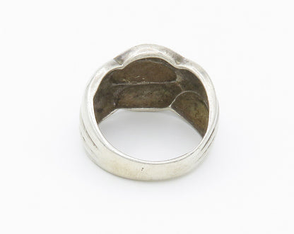 925 Sterling Silver  Vintage Shiny Chiseled Detail Band Ring Sz 7  RG14677