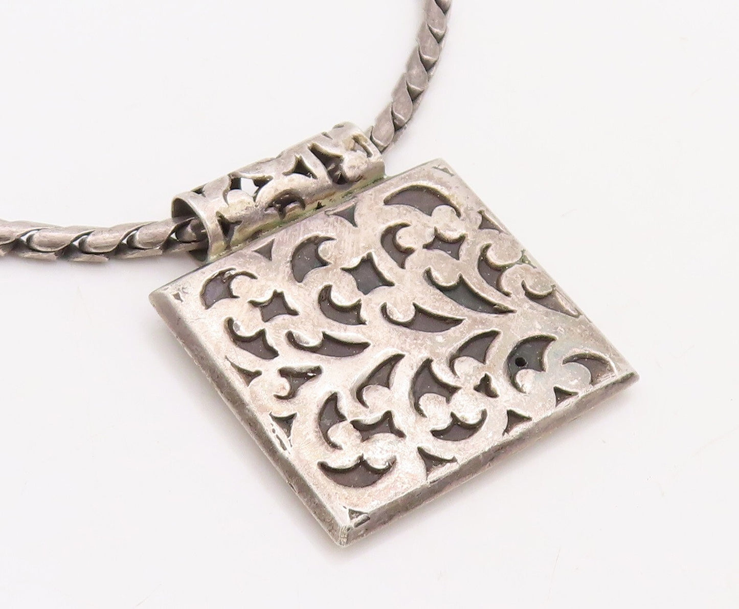 925 Sterling Silver Vintage Necklace Dark Tone Swirly Carved Square  NE4385