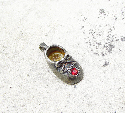925 Sterling Silver  Vintage Red Cubic Zirconia Shoe Drop Pendant  PT1769