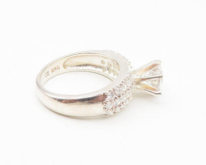 925 Sterling Silver  Cubic Zirconia Solitaire With Accents Ring Sz 6  RG10868