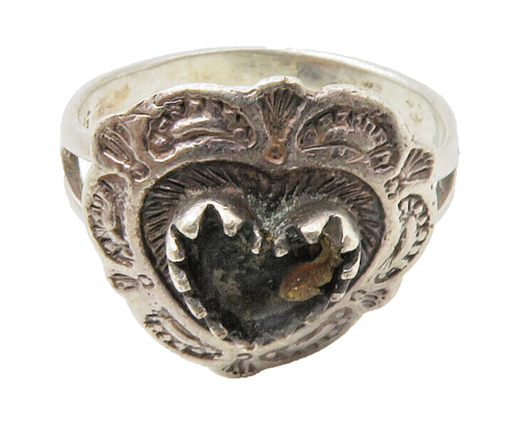 NAVAJO 925 Sterling Silver  Vintage Etched Love Heart Band Ring Sz 8  RG14510