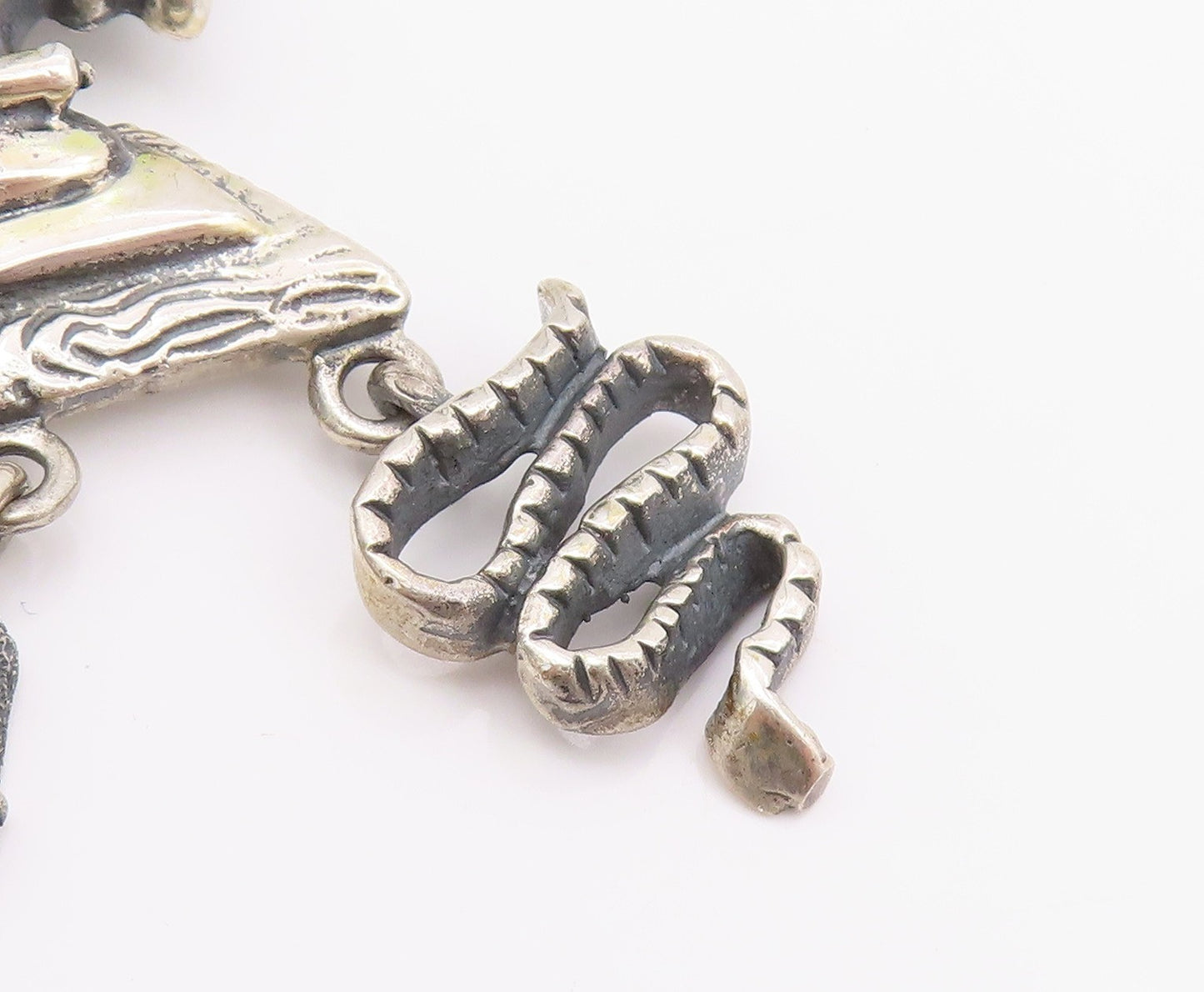 925 Sterling Silver Vintage Brooch Sewing Machine With Dangling Charms  BP11686