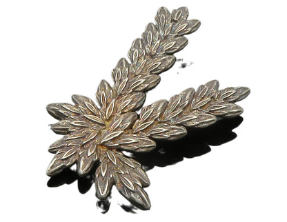 925 Sterling Silver  Vintage Dark Tone Floral Leaves Motif Brooch Pin  BP4955