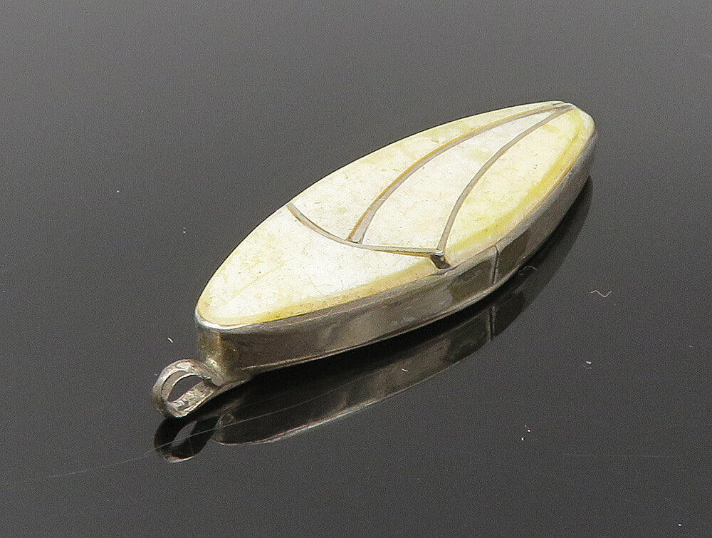 925 Sterling Silver Vintage Mother Of Pearl Pendant PT19857