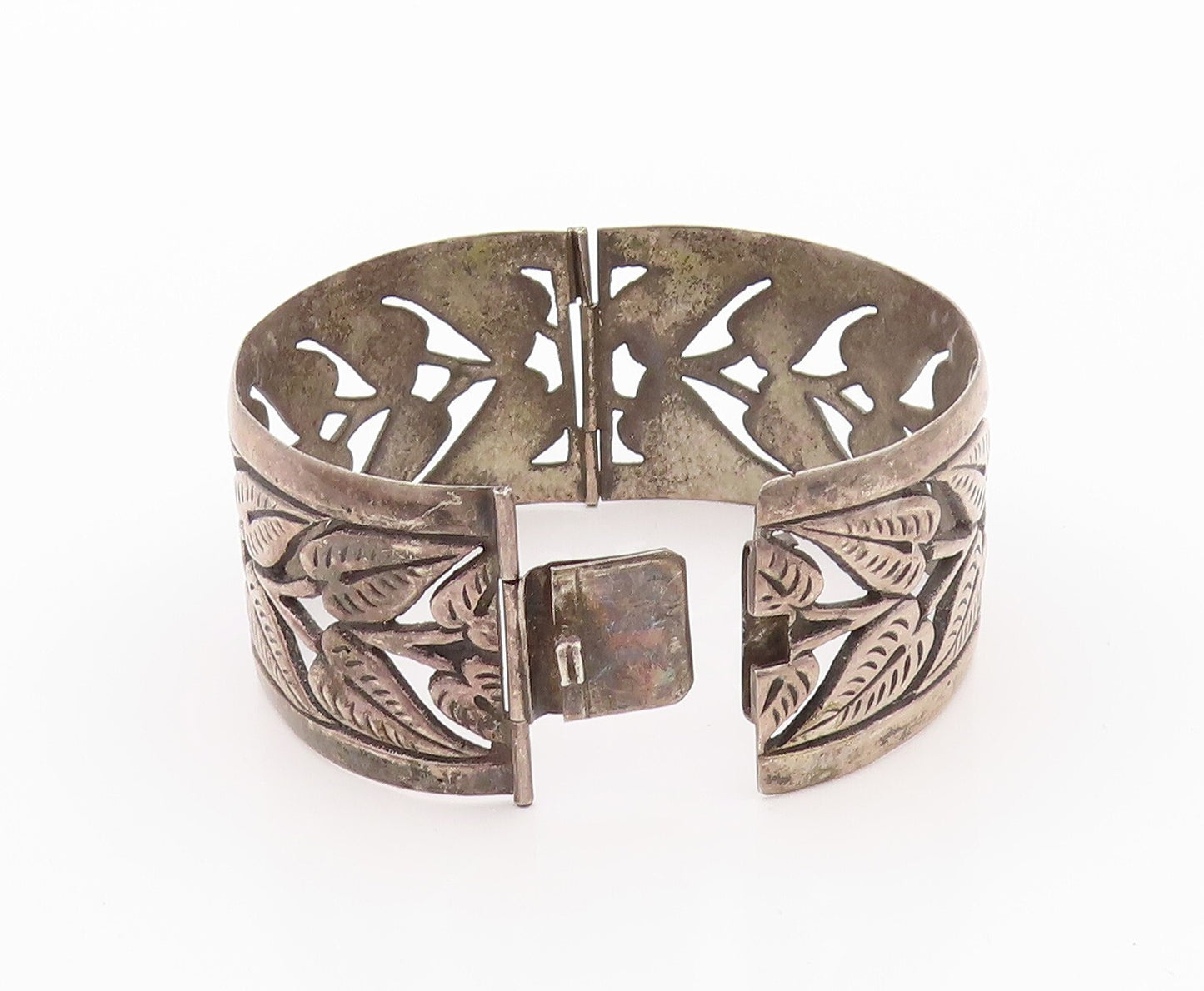 925 Sterling Silver Vintage Bracelet PERU Antique Dark Tone Leaf Bangle  BT11126