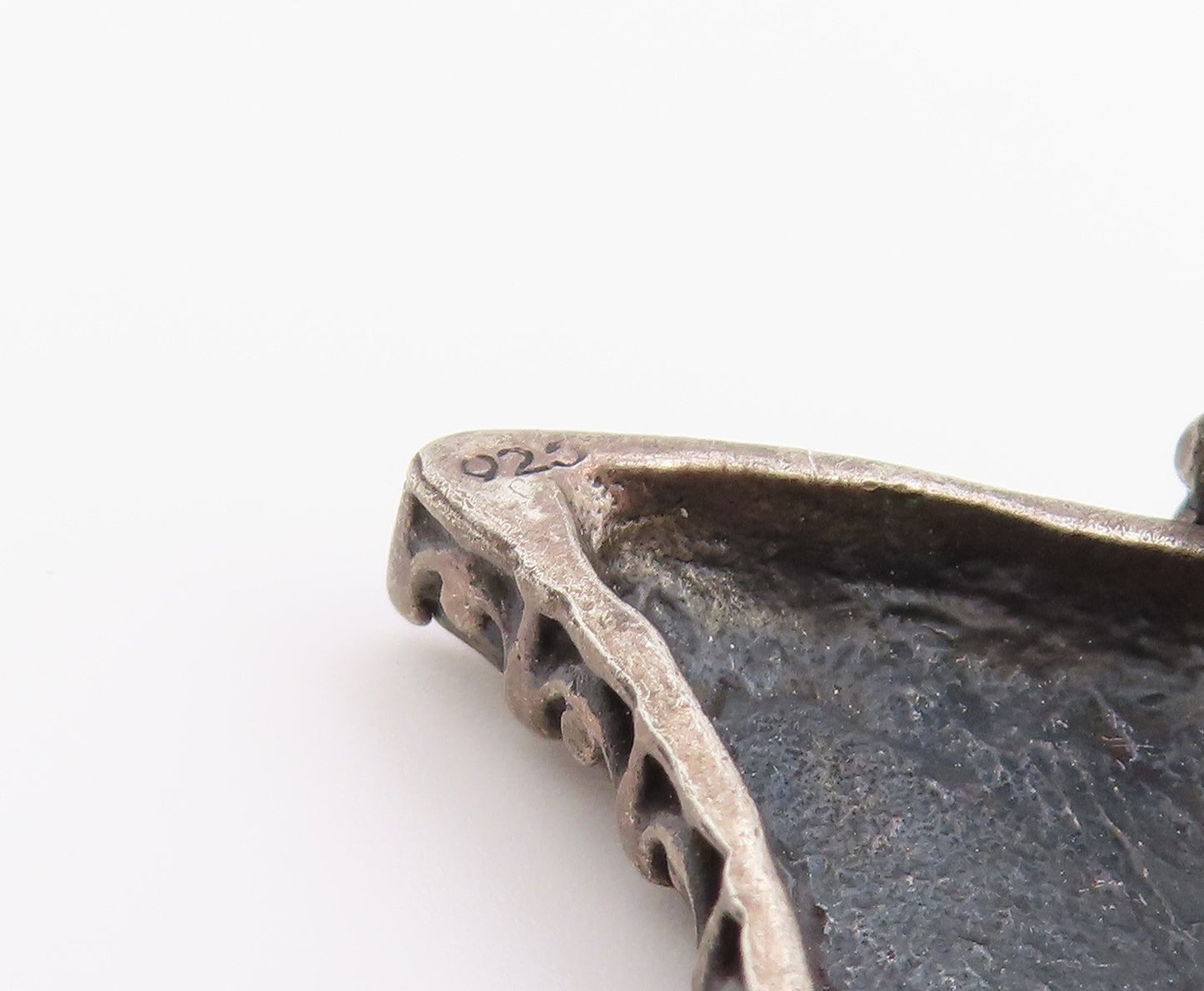 925 Sterling Silver Vintage Pendant Classic Textured Horned Moon Charm  PT26515