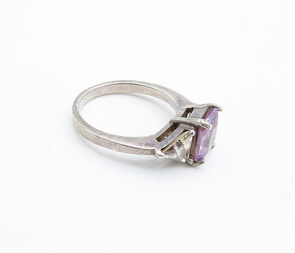 925 Silver  Vintage Cubic Zirconia Solitaire With Accents Ring Sz 5  RG4719