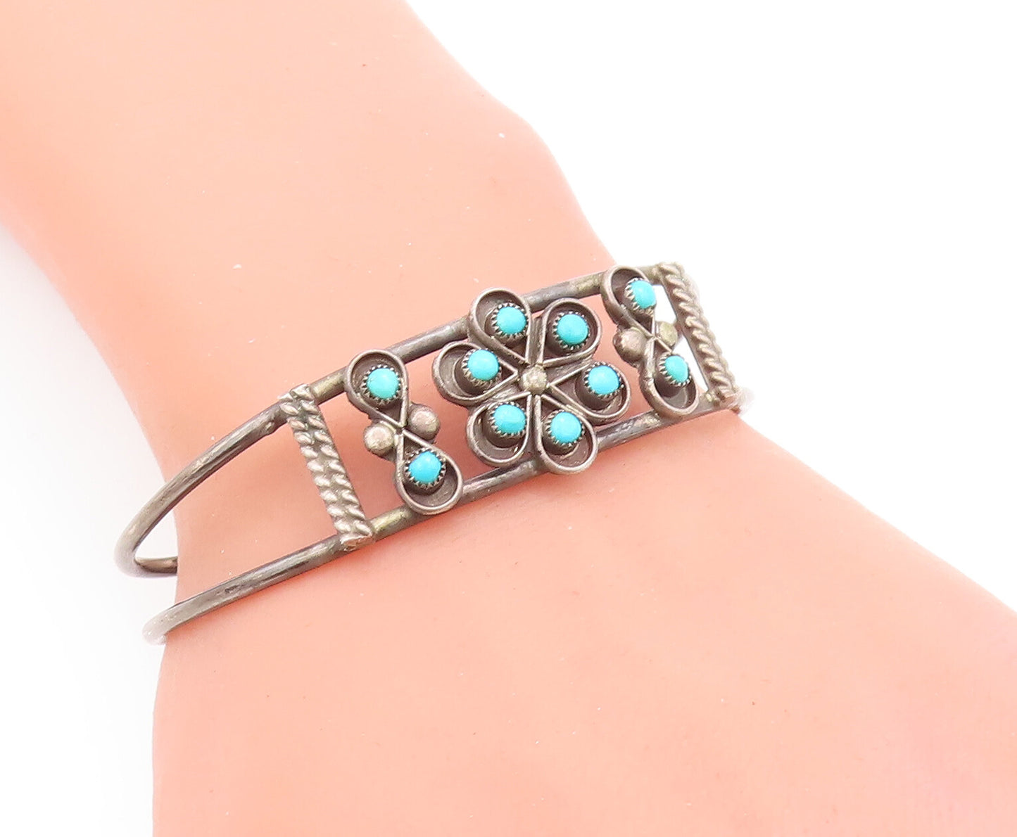 925 Sterling Silver Vintage Bracelet NAVAJO Floral Cutout Turquoise Cuff BT10522