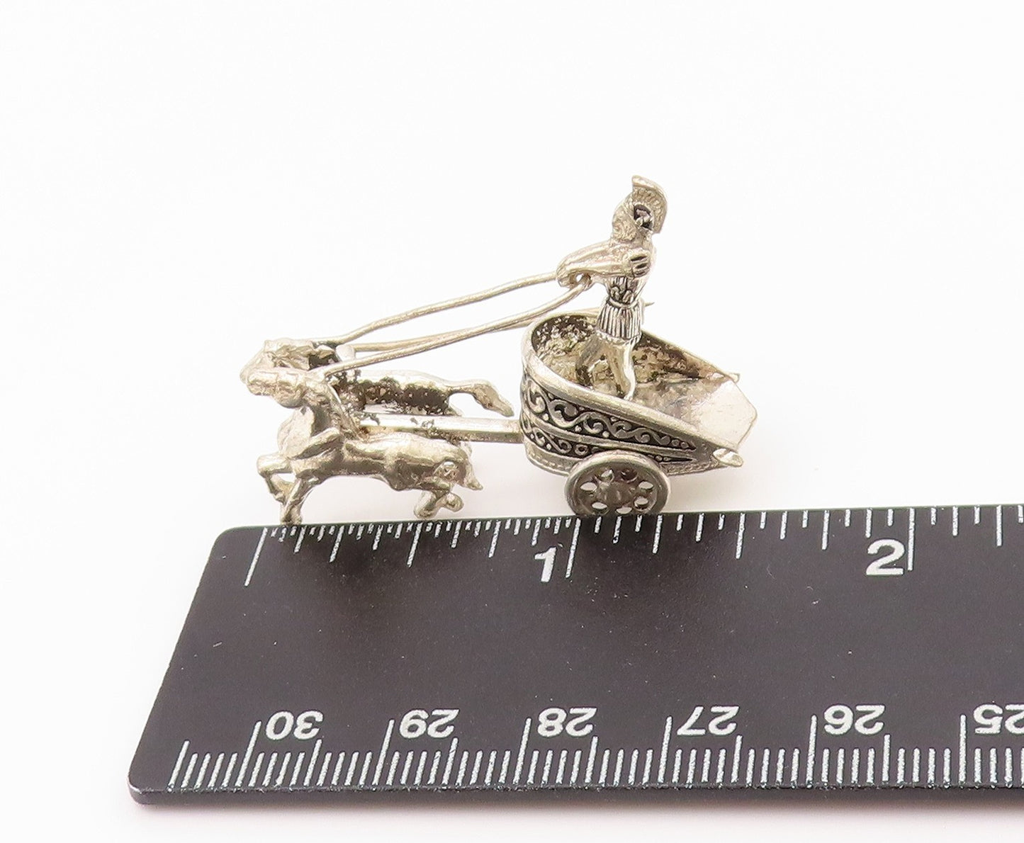 925 Sterling Silver Vintage Brooch Antique 3D Cut Royal Chariot  BP11684