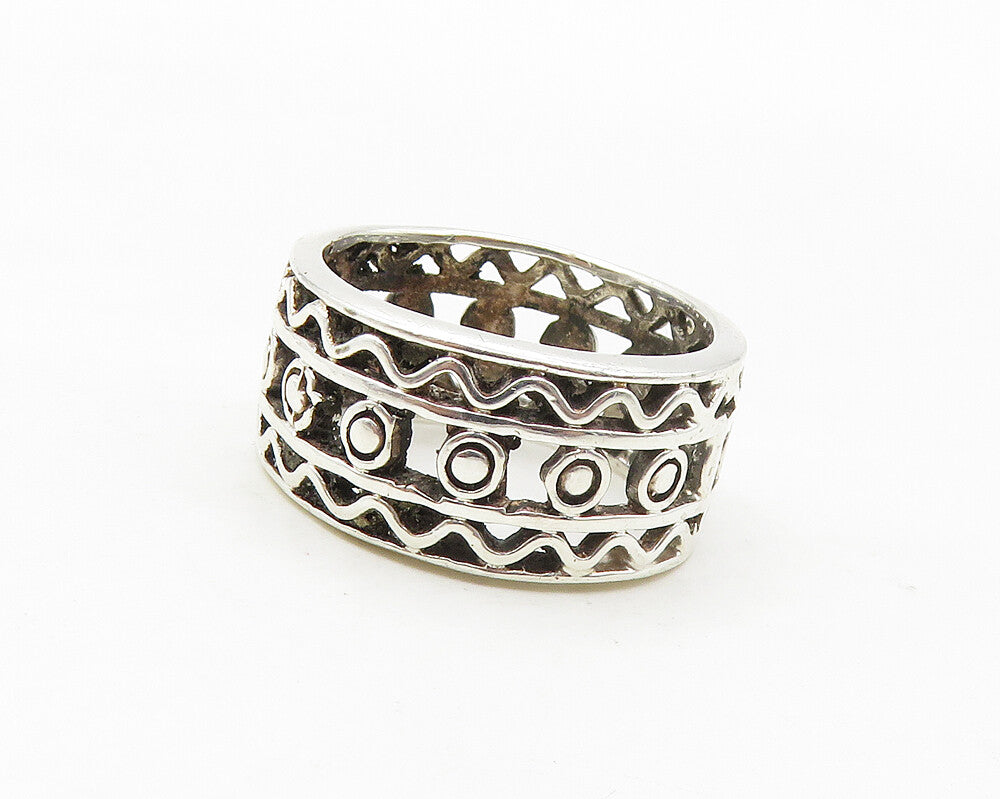 925 Sterling Silver  Vintage Shiny Wavy Border Cutout Band Ring Sz 7  RG17422