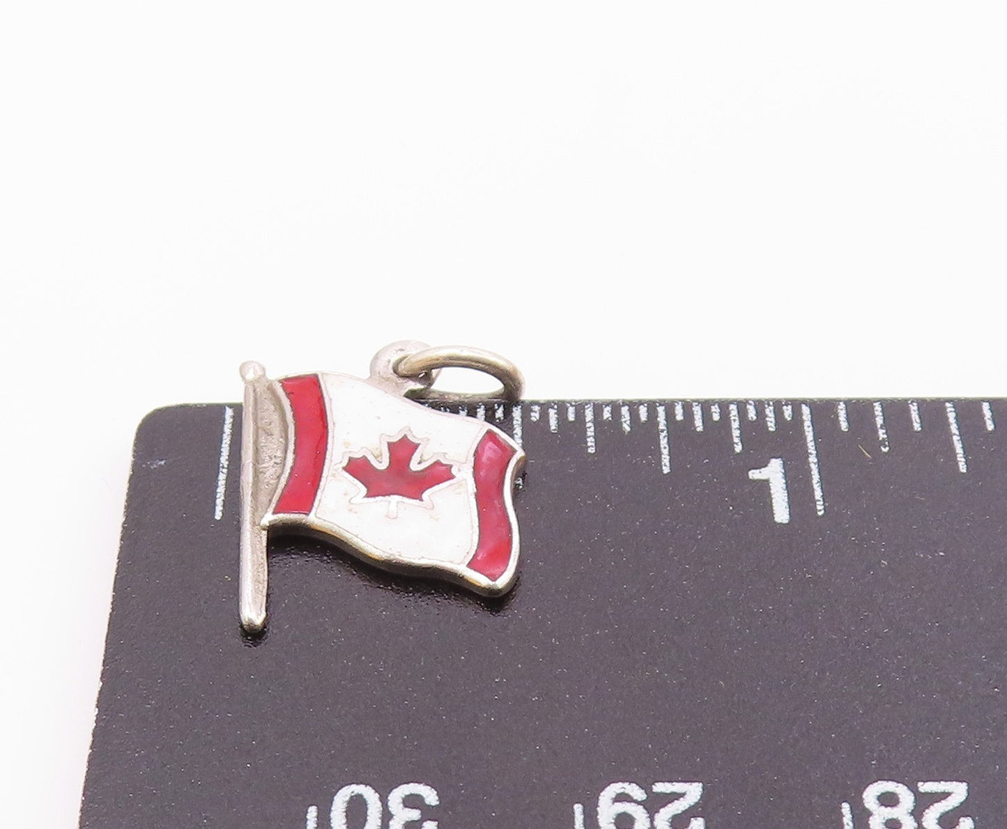 925 Sterling Silver  Vintage Petite Enamel Canadian Flag Pendant  PT15973