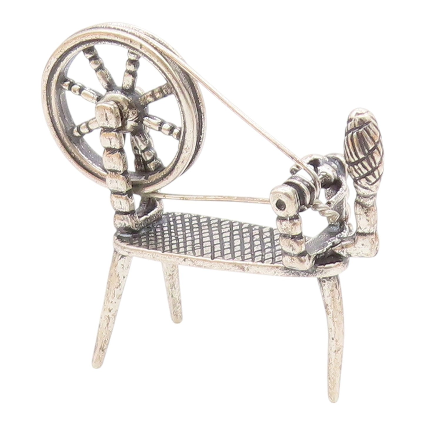 925 Sterling Silver  Vintage Old Fashioned Spinning Wheel Trinket  TR2815