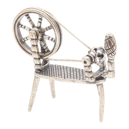 925 Sterling Silver  Vintage Old Fashioned Spinning Wheel Trinket  TR2815