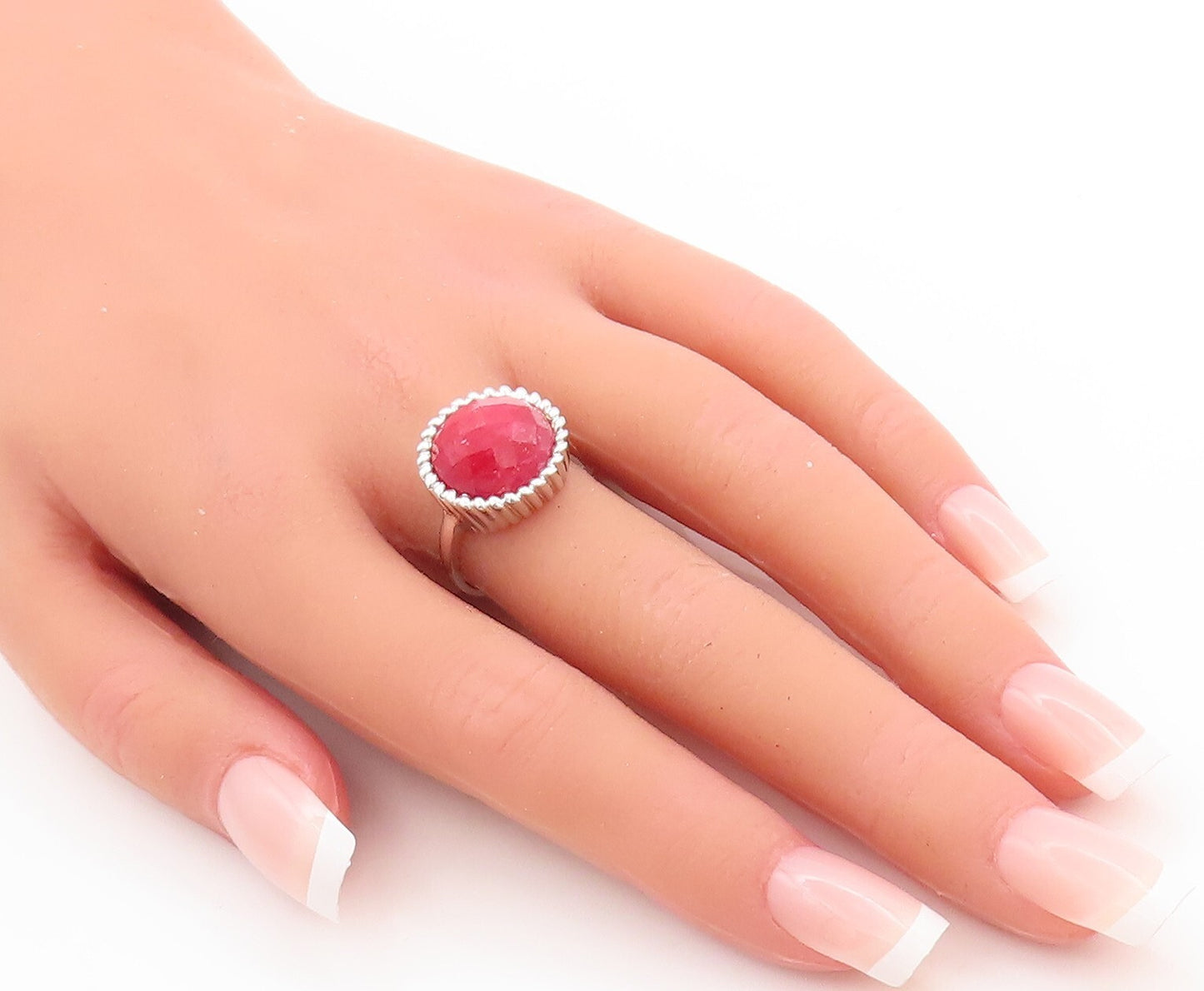 925 Sterling Silver Vintage Ring Fence Shape Carved Red Gemstone  Sz 7  RG29836