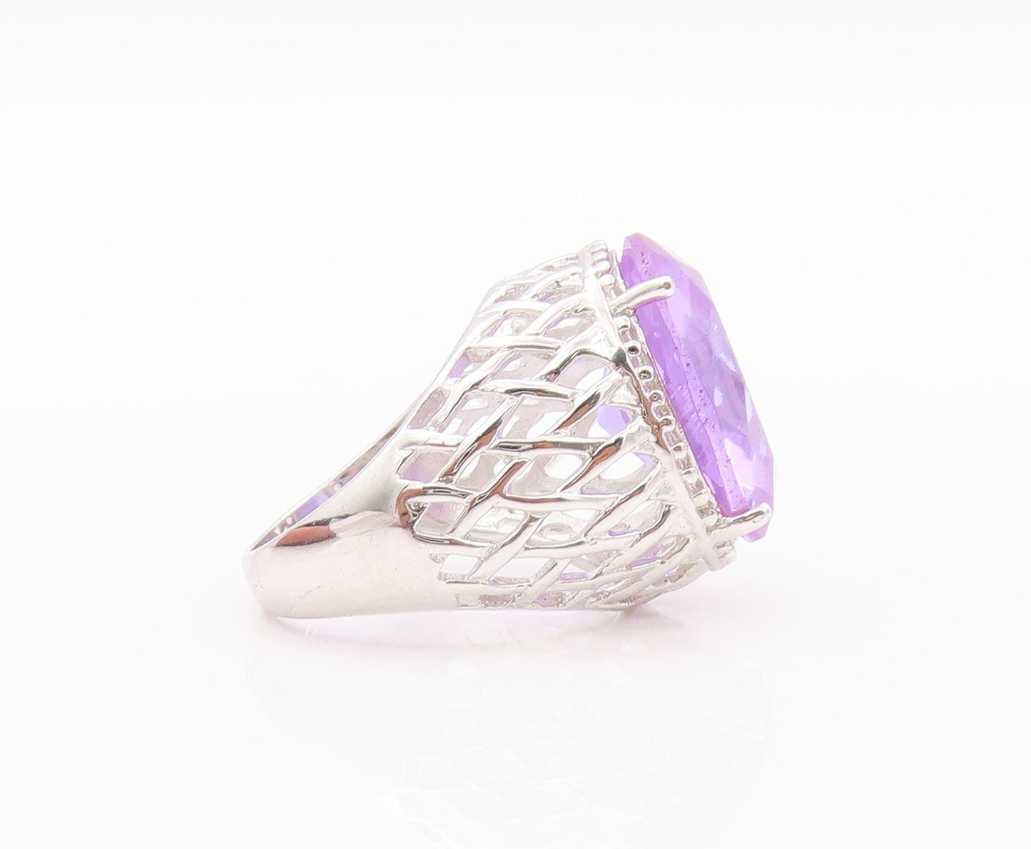 925 Sterling Silver Vintage Ring Cutout Band Oval Purple Gemstone  SZ 7  RG32230