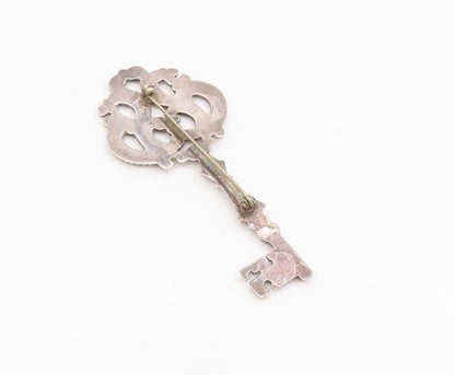 925 Sterling Silver Vintage Brooch Pin Intricate Beaded Scrollwork Key  BP12172