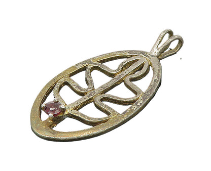 925 Sterling Silver  Vintage Prong Set Garnet Open Design Pendant  PT16922