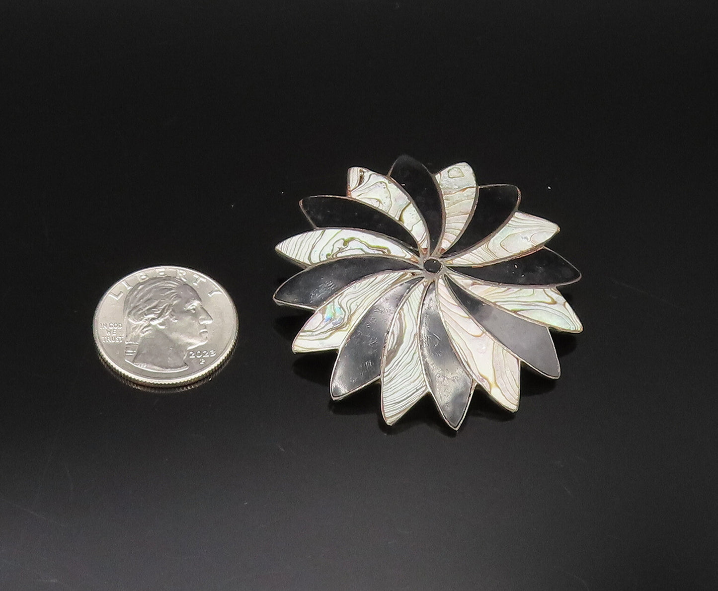 MEXICO 925 Silver  Vintage Black Onyx & Abalone Fidget Dome Brooch Pin  BP9993