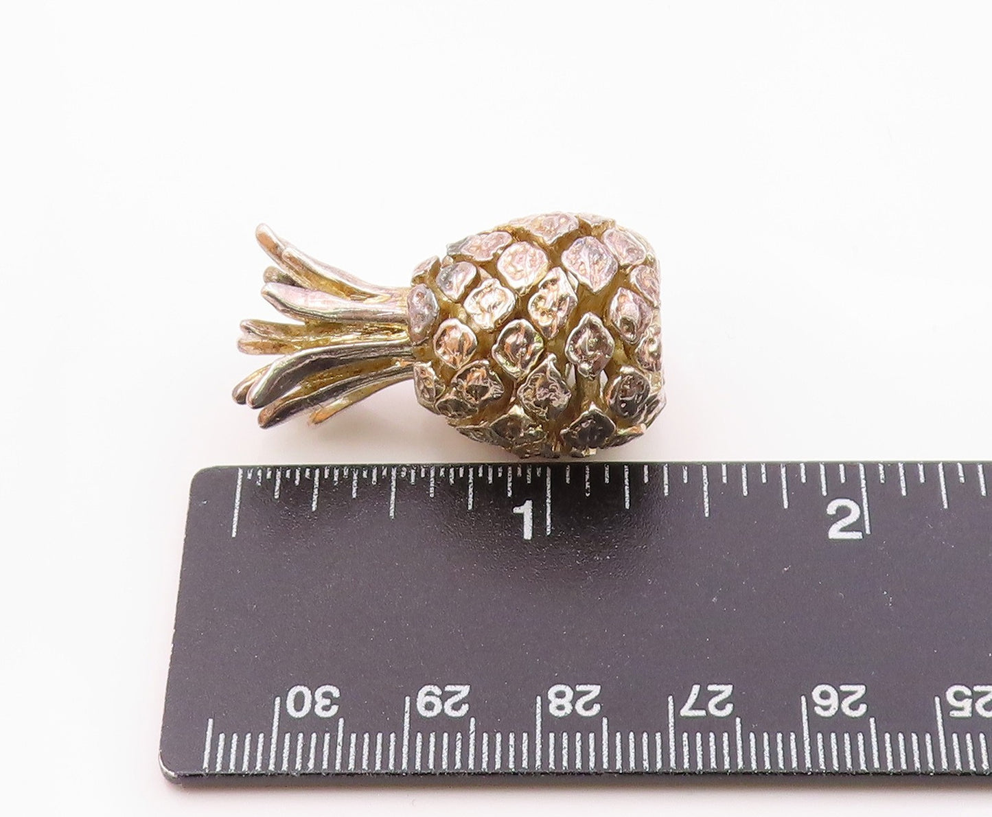 925 Sterling Silver  Vintage Shiny Heavy Pineapple Fruit Pendant  PT16921