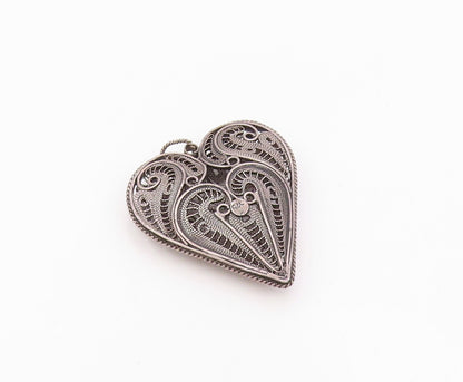 925 Sterling Silver   Vintage Filigree Swirl Love Heart Pendant  PT20550
