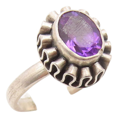925 Sterling Silver Vintage Ring Oval Cut Amethyst Ruffled Band  Sz 5  RG36236