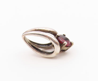 925 Sterling Silver  Vintage Prong Set Garnet Split Bail Pendant  PT19402