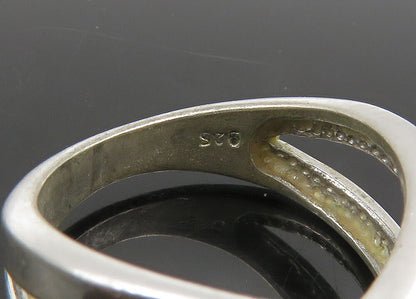 925 Sterling Silver  Vintage Shiny Topaz Crossed Band Ring Sz 6.5  RG23504