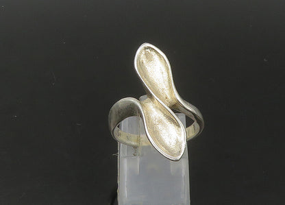 925 Sterling Silver  Vintage Shiny Bypass Style Band Ring Sz 8  RG22496