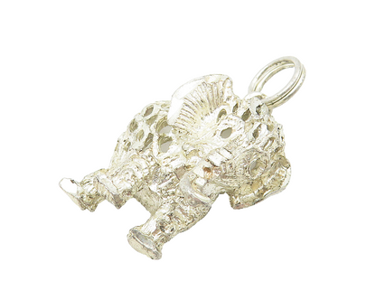 925 Sterling Silver  Vintage Shiny Diamond Cut Elephant Motif Pendant  PT8952