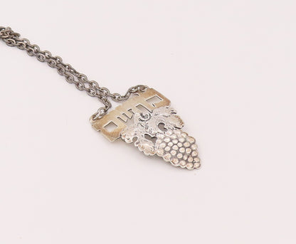 925 Sterling Silver  Vintage Hebrew "To Life" Wine Bottle Chain Tag  TR3494