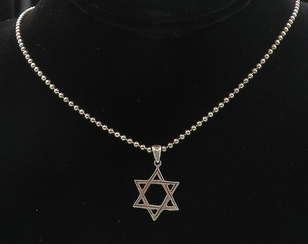 925 Sterling Silver  Vintage Shiny Open Star Of David Chain Necklace  NE1519