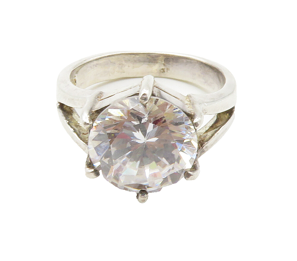 925 Sterling Silver  Prong Set Cubic Zirconia Cocktail Ring Sz 6  RG15356