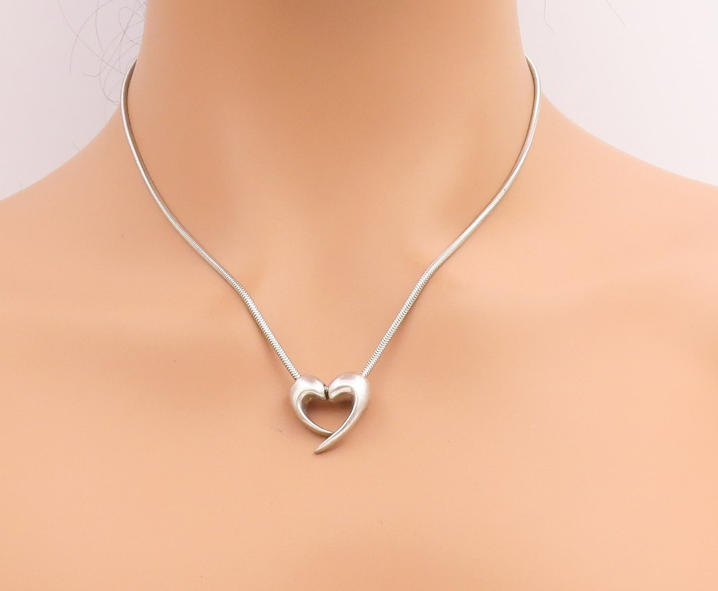 925 Sterling Silver Vintage Necklace ZINA Minimalist Love Heart Chain  NE4784
