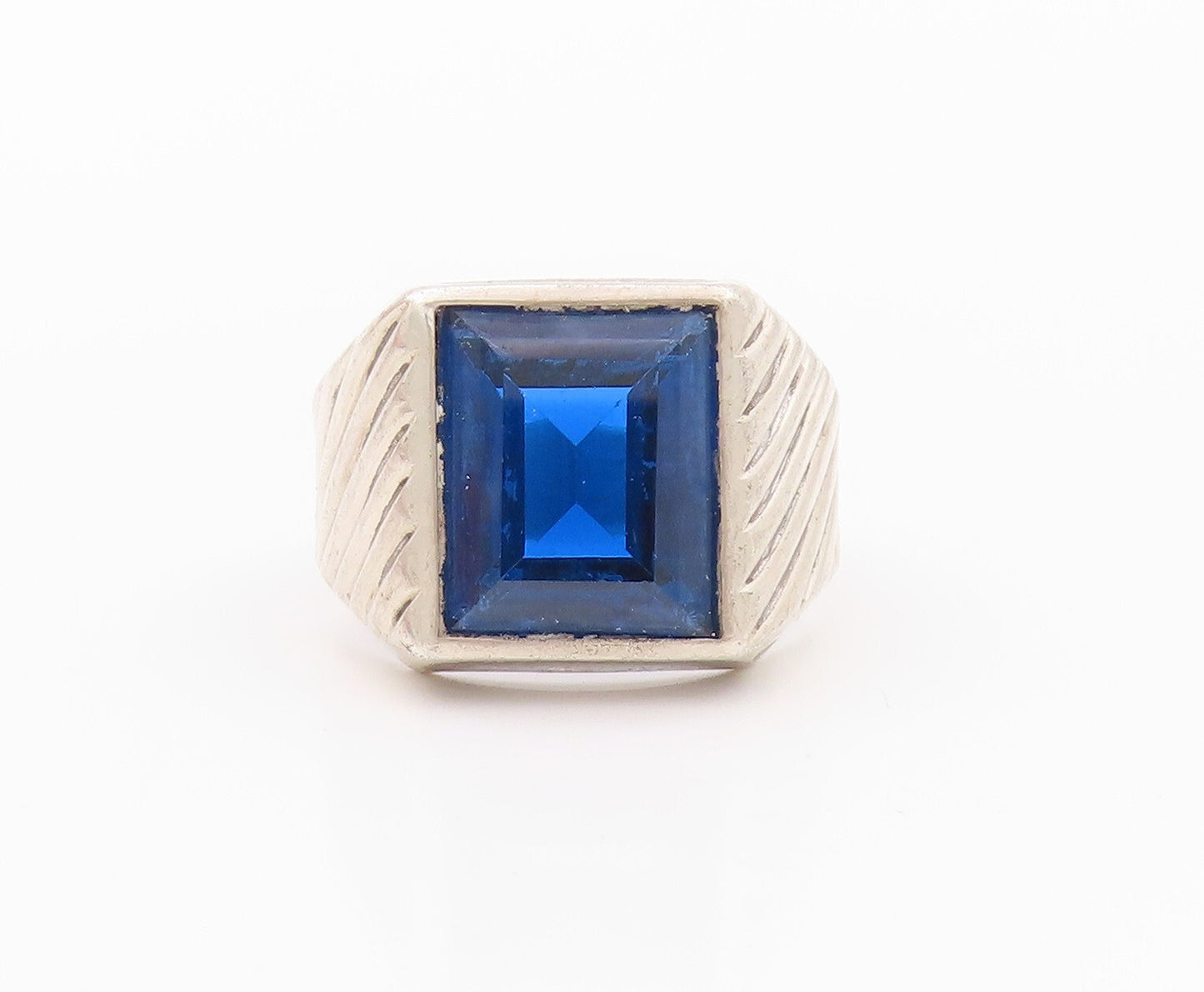 925 Sterling Silver Vintage Ring Rectangle Cut Blue CZ Grooved  SZ 8  RG32178