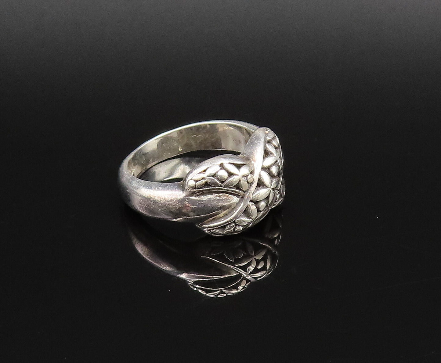 925 Sterling Silver  Vintage Butterfly Motif X Crisscross Ring Sz 7  RG25828